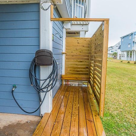 Hot Tub - Ocean Views - Steps To Private Beach - Quiet Location Galveston Exterior photo
