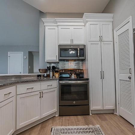 Hot Tub - Ocean Views - Steps To Private Beach - Quiet Location Galveston Exterior photo