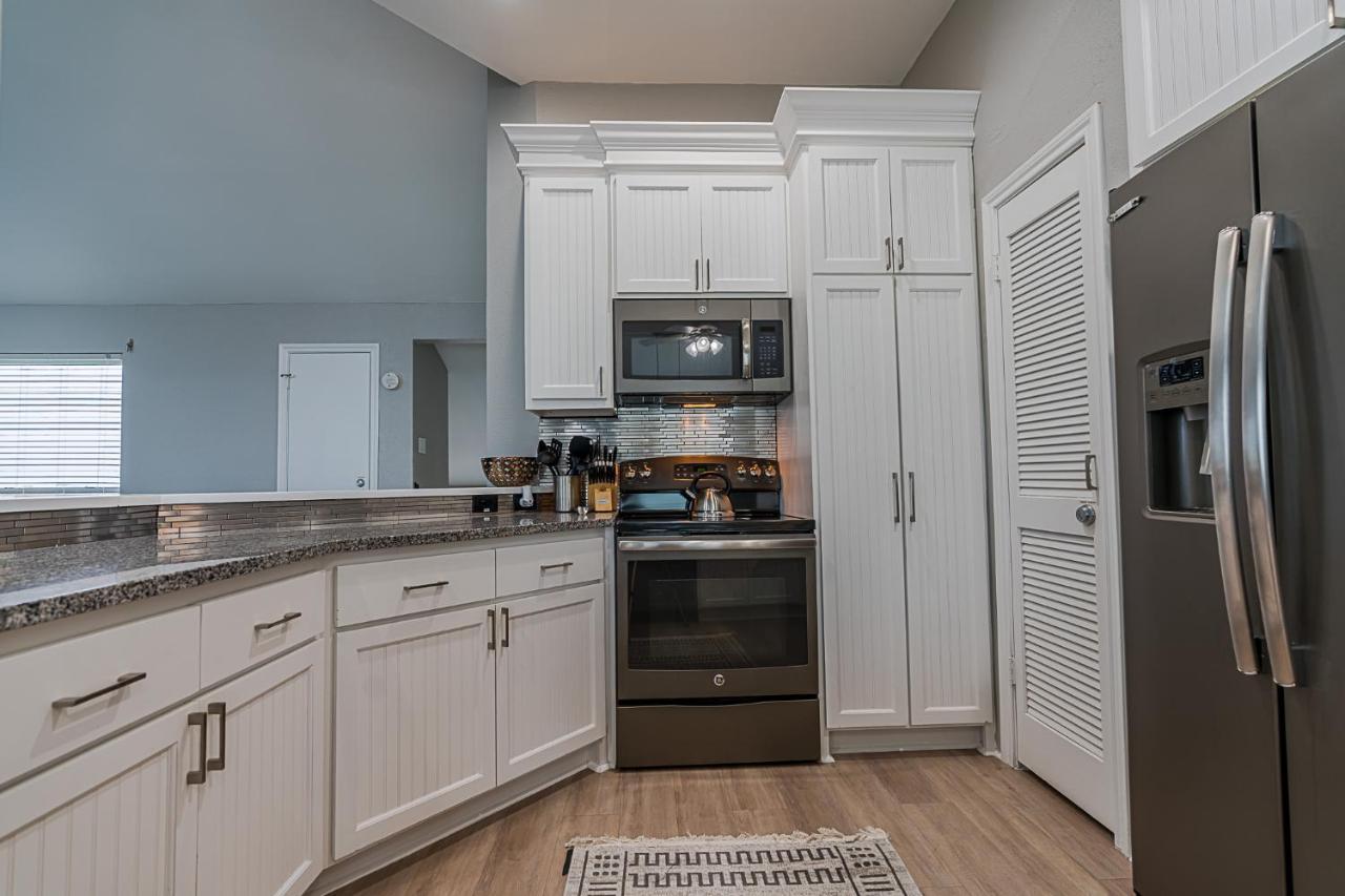 Hot Tub - Ocean Views - Steps To Private Beach - Quiet Location Galveston Exterior photo
