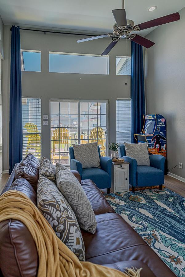 Hot Tub - Ocean Views - Steps To Private Beach - Quiet Location Galveston Exterior photo