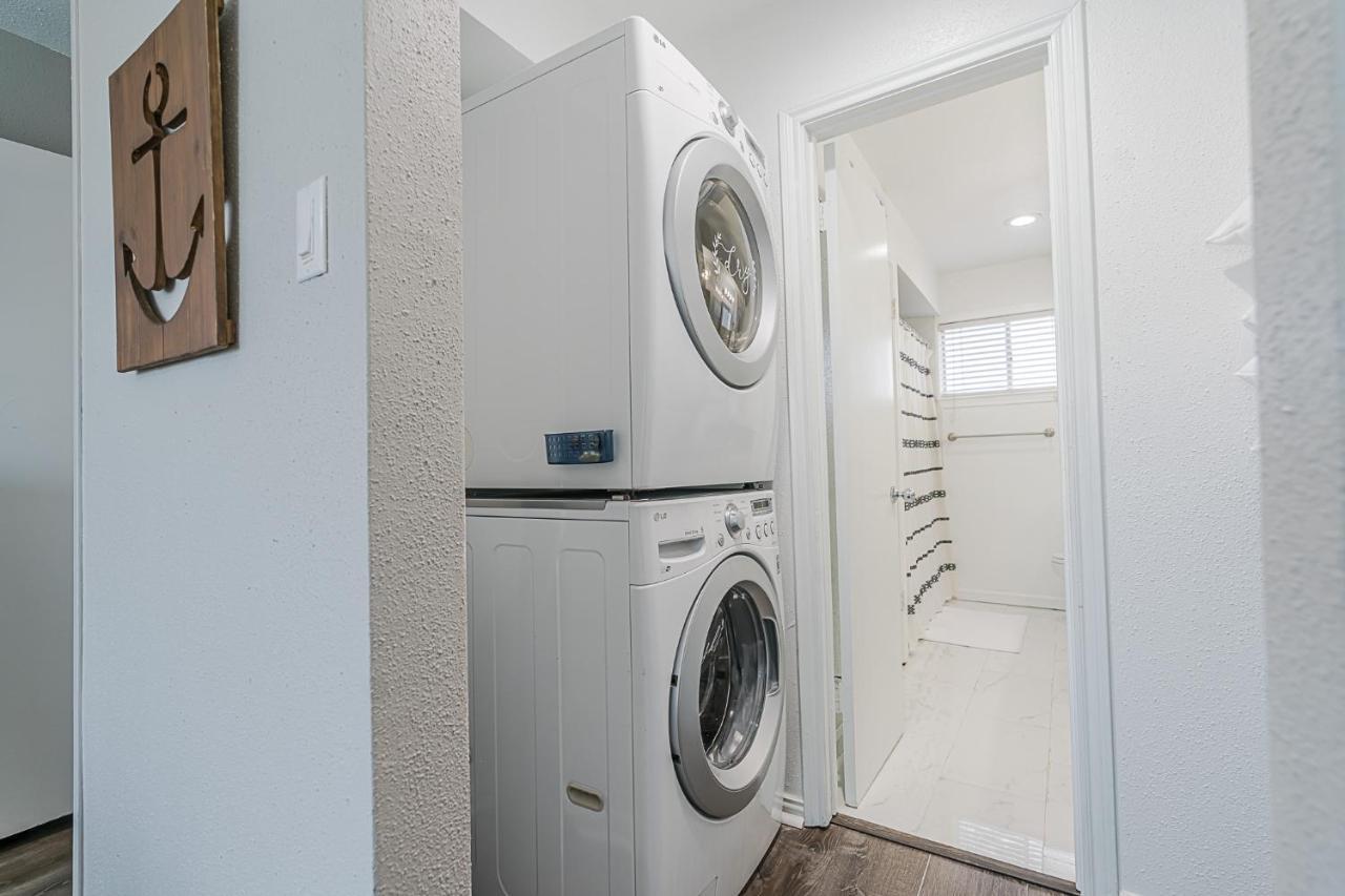 Hot Tub - Ocean Views - Steps To Private Beach - Quiet Location Galveston Exterior photo